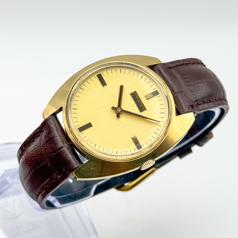 Bulova Bulova - Mechanical - Sin precio de reserva - F008662 - Hombre - 1973 vintage watch - image 9