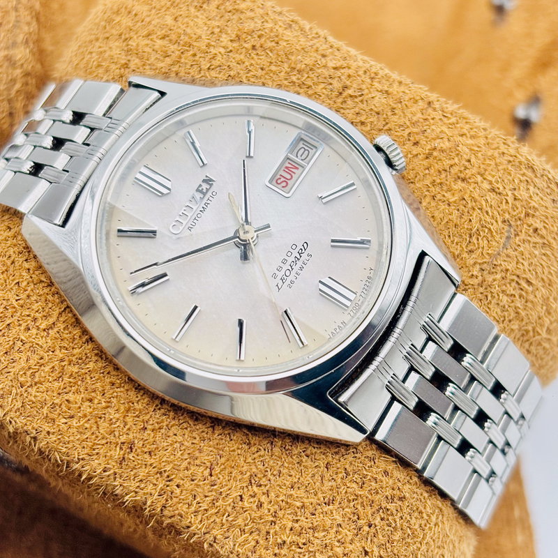 Citizen Citizen - Leopard 28800 [Near-Mint] 幽煌 (Yūkō) – Ghostly Radiance - No Reserve Price - 7700 - Men - 1974 vintage watch - image 4