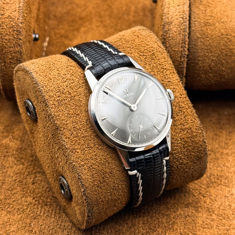 Omega Omega - Caliber 266 'black dial' - 2495-22 - Men - 1952 vintage watch - image 13