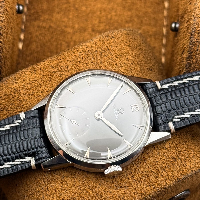 Omega Omega - Caliber 266 'black dial' - 2495-22 - Men - 1952 vintage watch - image 17