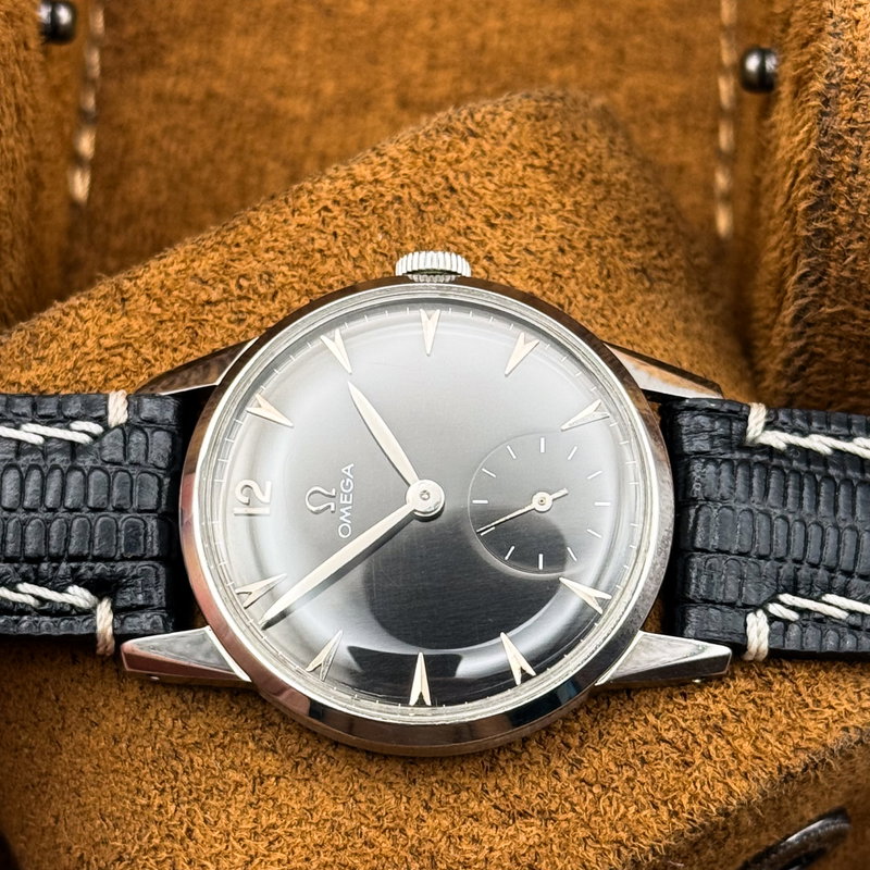 Omega Omega - Caliber 266 'black dial' - 2495-22 - Men - 1952 vintage watch - image 18