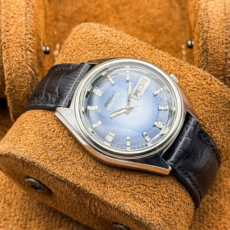 Seiko Seiko - 5Actus "Gradient Blue Sunburst" - No reserve price - 7019-7060 - Men - 1973 vintage watch - image 13