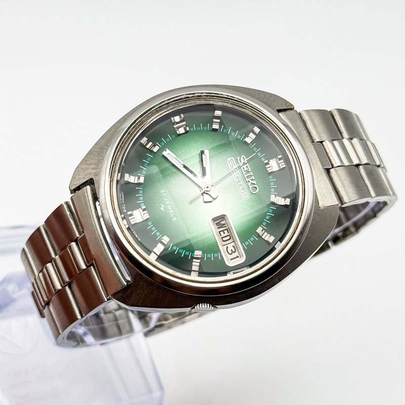 Seiko Seiko - 5 Actus 'Gradient Green Sunburst' 光資 (Kōshi) – Resourceful Light - No reserve price - 7019-7210 - Men - 1973 vintage watch - image 9
