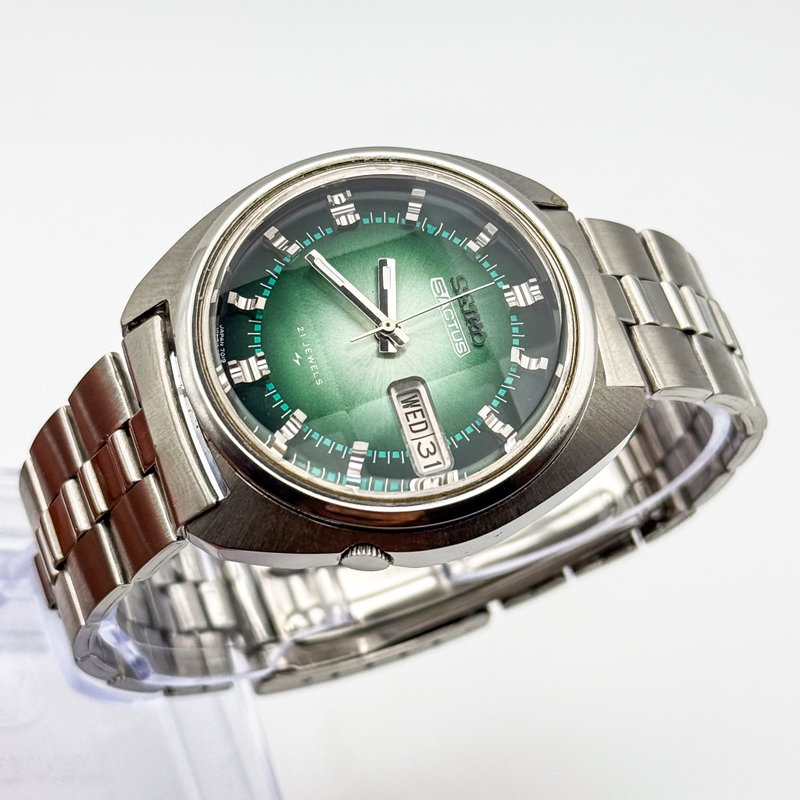 Seiko Seiko - 5 Actus 'Gradient Green Sunburst' 光資 (Kōshi) – Resourceful Light - No reserve price - 7019-7210 - Men - 1973 vintage watch - image 10