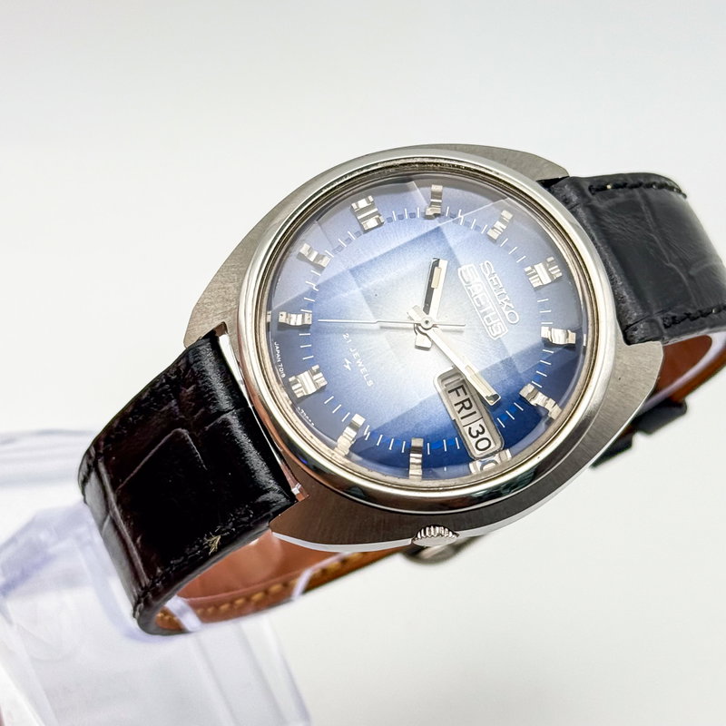 Seiko Seiko - 5 Actus "Gradient Vivid Blue Sunburst" 光宙 (Kōchū) – Cosmic Light - No reserve price - 7019-7290 - Men - 1974 vintage watch - image 2