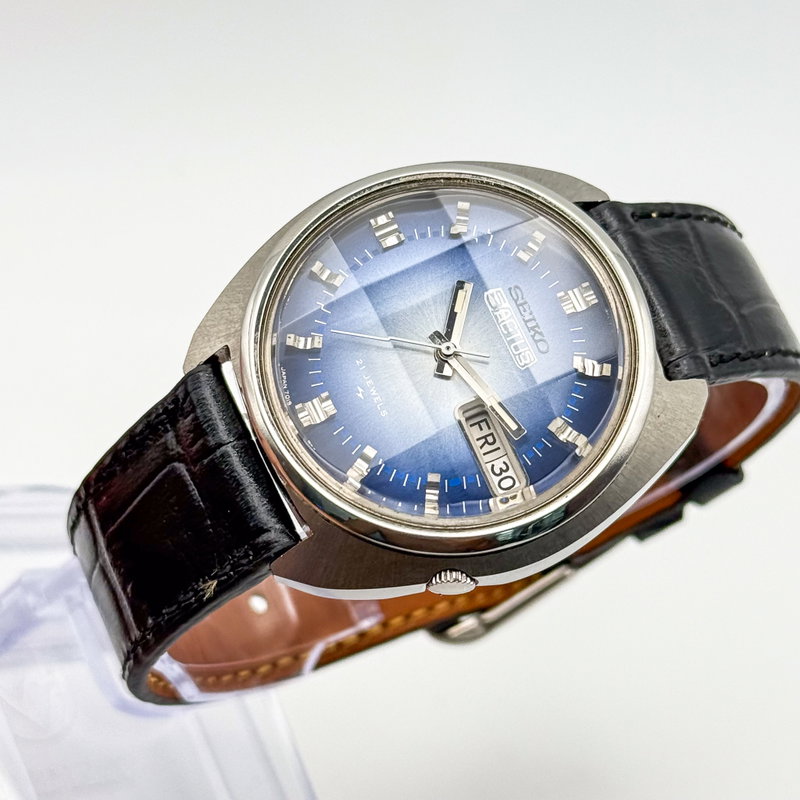 Seiko Seiko - 5 Actus "Gradient Vivid Blue Sunburst" 光宙 (Kōchū) – Cosmic Light - No reserve price - 7019-7290 - Men - 1974 vintage watch - image 10