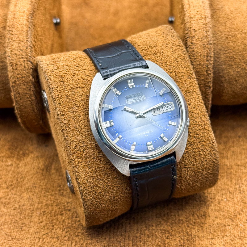 Seiko Seiko - 5 Actus "Gradient Vivid Blue Sunburst" 光宙 (Kōchū) – Cosmic Light - No reserve price - 7019-7290 - Men - 1974 vintage watch - image 13