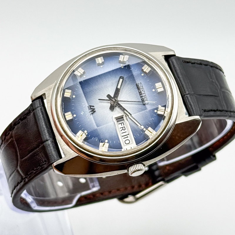 Seiko Seiko - Lord Matic "Gradient Blue Sunburst" 蒼影 (Sōei) – Blue Shadow - No reserve price - 5606-7230 - Men - 1973 vintage watch - image 10