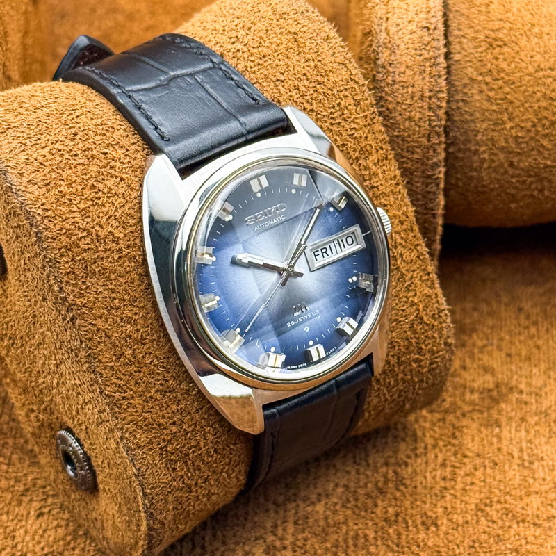 Seiko Seiko - Lord Matic "Gradient Blue Sunburst" 蒼影 (Sōei) – Blue Shadow - No reserve price - 5606-7230 - Men - 1973 vintage watch - image 19