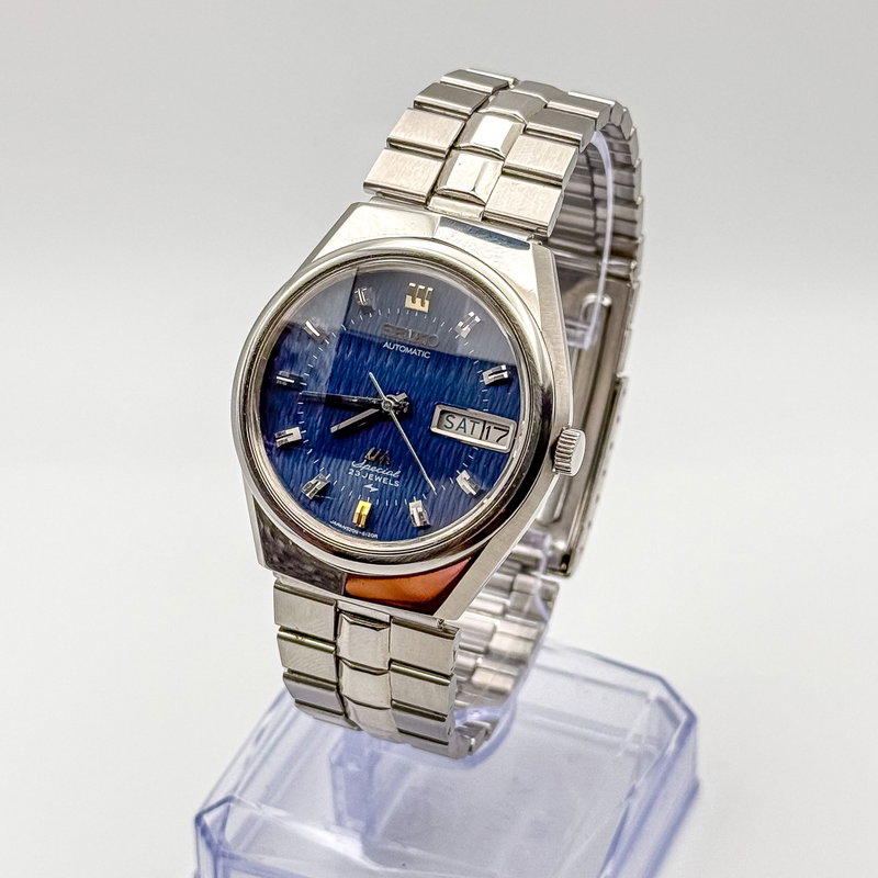 Seiko Seiko - Lord Matic Special "Wavy Gradient Blue" - No reserve price - 5206-6100 - Men - 1973 vintage watch - image 2