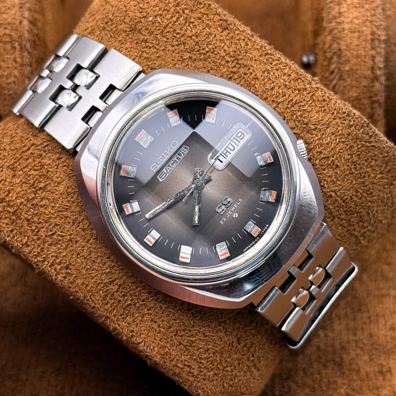 Seiko Seiko - 5 Actus SS "Charcoal Grey Sunburst" 微律 (Biritsu) – Subtle Rhythm - No reserve price - 6106-7590 - Men - 1972 vintage watch - image 17