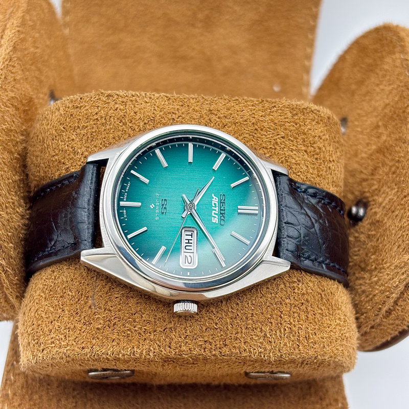 Seiko Seiko - Actus "Vivid Green Sunburst" 悠久 (Yūkyū) – Eternal - No Reserve Price - 6306-8020 - Men - 1976 vintage watch - image 6
