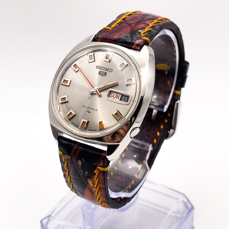 Seiko Seiko - Seiko 5 貴影 – Kiei – Noble Shadow - No reserve price - 5126-7000 - Men - 1968 vintage watch - image 1