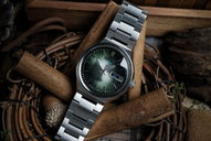Seiko - King Seiko Vanac "Gradient Green Sunburst" 王道 (Ōdō) – The King’s Path - 5626-7140 - Men - 1974