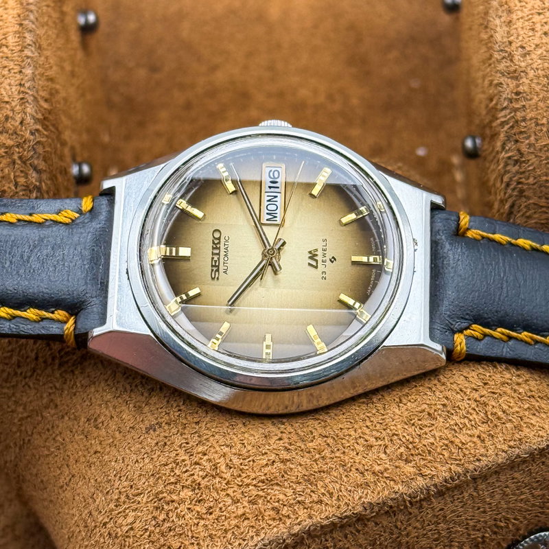 Seiko Seiko - LM "Gradient Golden Sunburst" 光波 (Kōha) – Waves of Light - No reserve price - 5606-7310 - Men - 1975 vintage watch - image 11