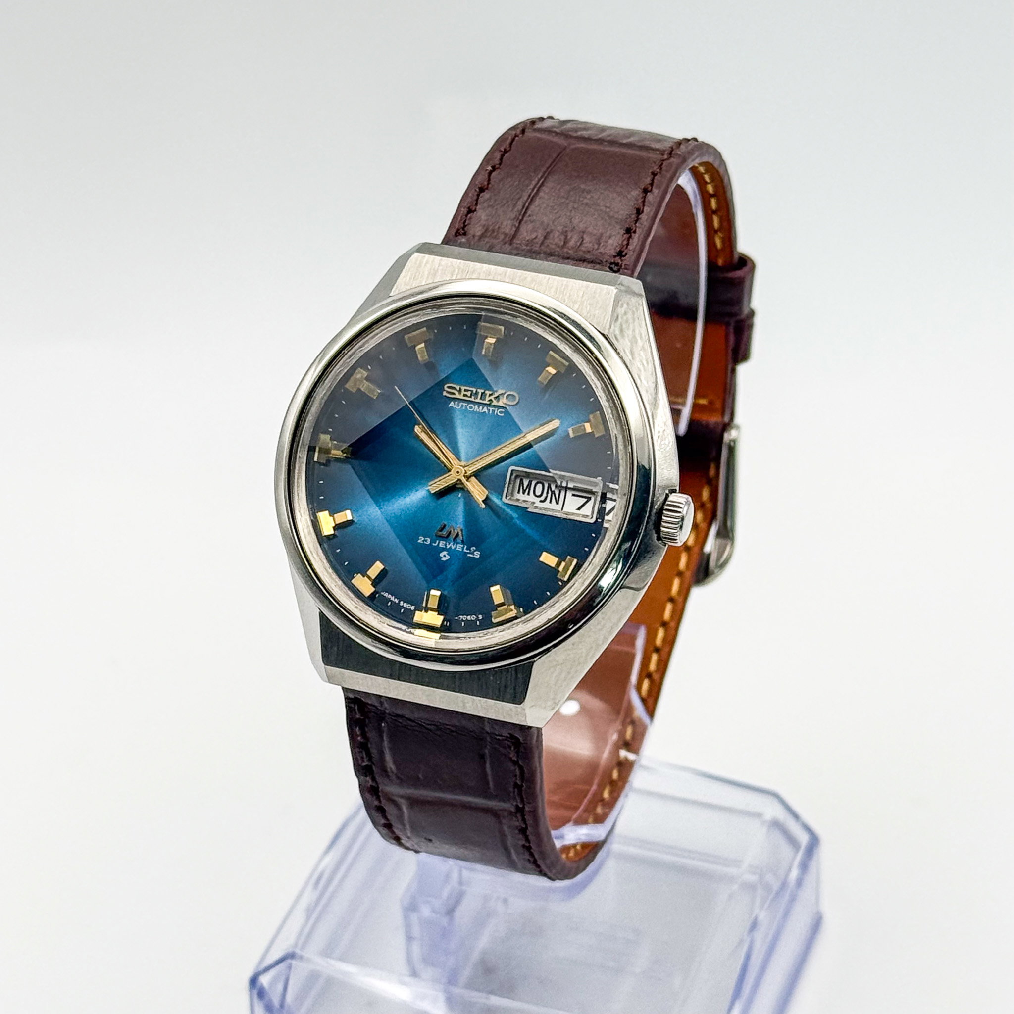 Seiko - LM "Gradient Blue Sunburst" 光輪 (Kōrin) – Halo of Light - No reserve price - 5606-7320 - Men - 1973