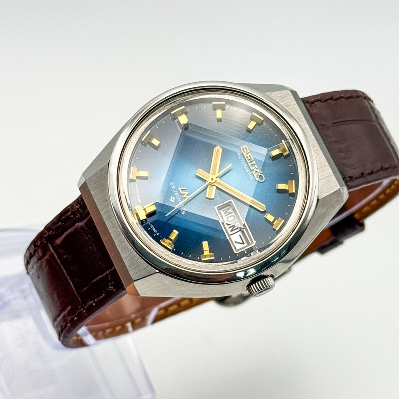 Seiko Seiko - LM "Gradient Blue Sunburst" 光輪 (Kōrin) – Halo of Light - No reserve price - 5606-7320 - Men - 1973 vintage watch - image 8