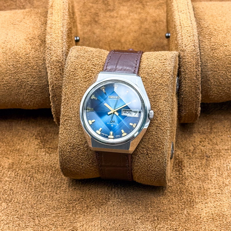 Seiko Seiko - LM "Gradient Blue Sunburst" 光輪 (Kōrin) – Halo of Light - No reserve price - 5606-7320 - Men - 1973 vintage watch - image 10