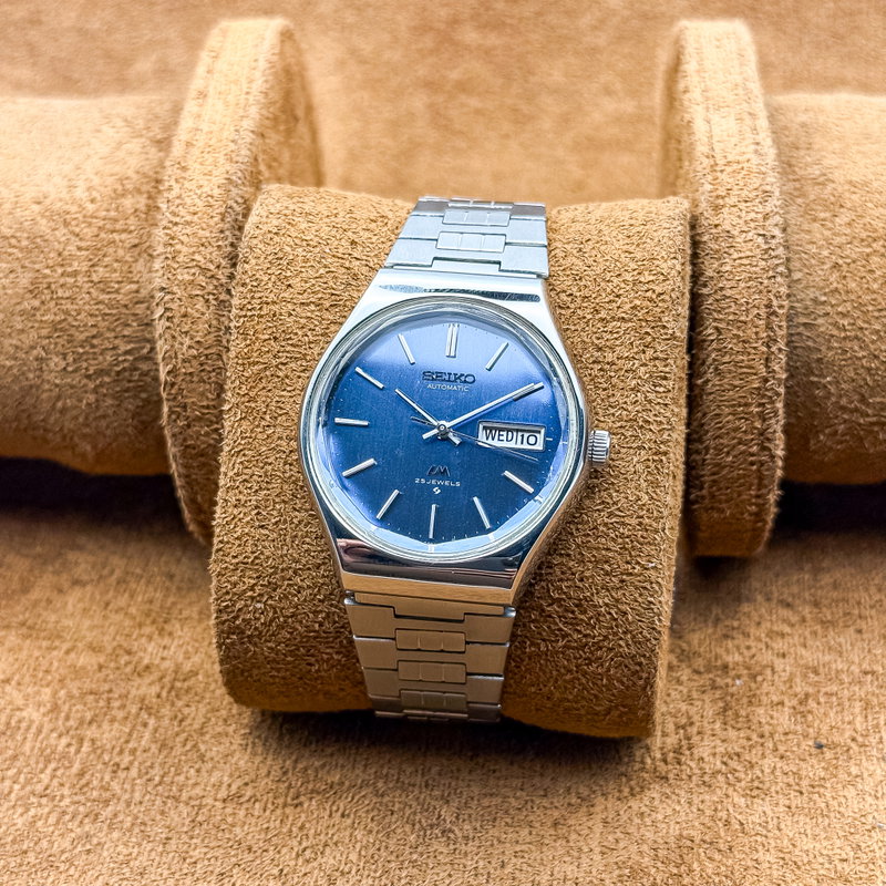 Seiko Seiko - LM "Gradient Blue Sunburst" [Near-Mint] 流明 (Ryūmei) – Flowing Clarity - No reserve price - 5606-8100 - Men - 1975 vintage watch - image 10