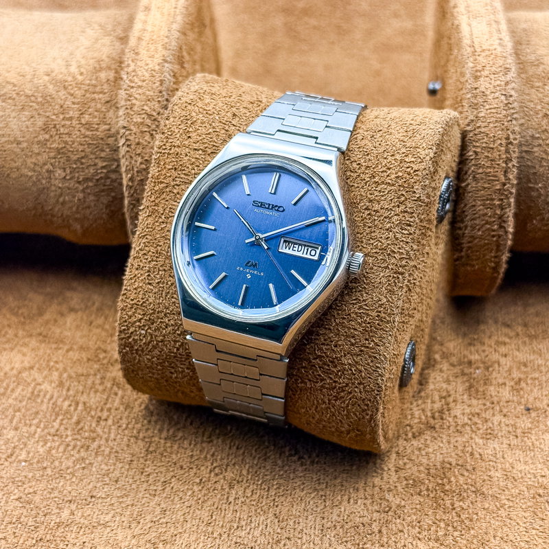 Seiko Seiko - LM "Gradient Blue Sunburst" [Near-Mint] 流明 (Ryūmei) – Flowing Clarity - No reserve price - 5606-8100 - Men - 1975 vintage watch - image 11