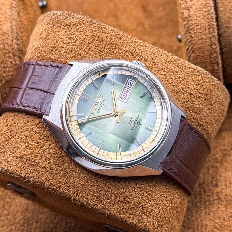 null Seiko - LM "Gradient Jade Sunburst" 虚光 (Kyokō) – Hollow Light - No reserve price - 5606-7270 - Men - 1973 vintage watch - image 1