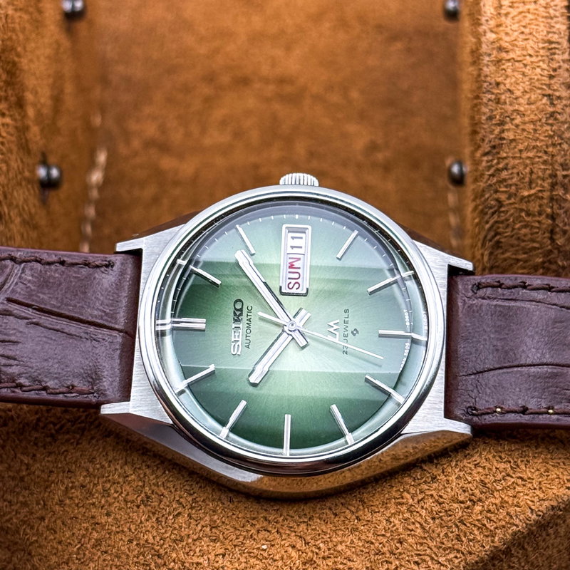 Seiko Seiko - LM "Gradient Green Sunburst" 線輝 (Senki) – Radiant Lines - No reserve price - 5606-8130 - Men - 1975 vintage watch - image 17