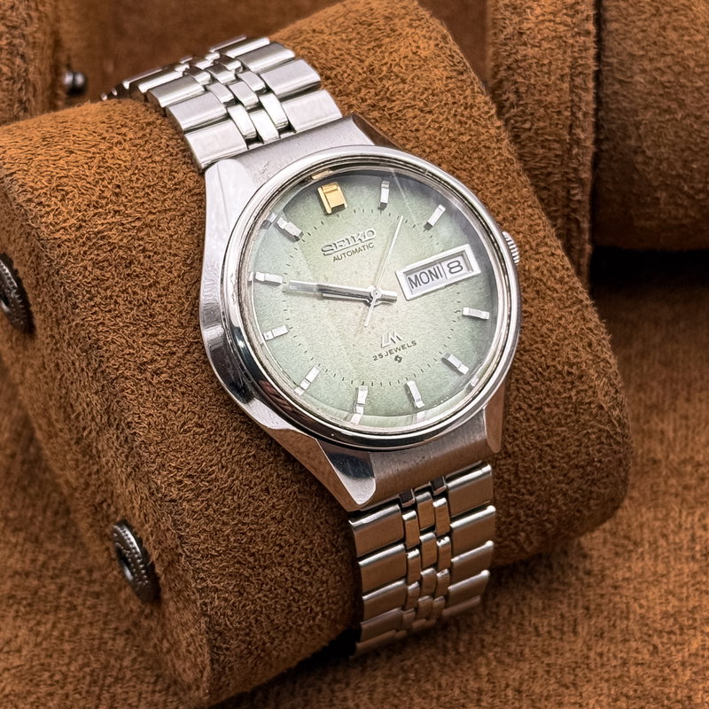 Seiko Seiko - Lord Matic "Gradient Textured Green Sunburst" 久響 (Kyūkyō) – Lasting Echo - No Reserve Price - 5606-7300 - Men - 1973 vintage watch - image 12