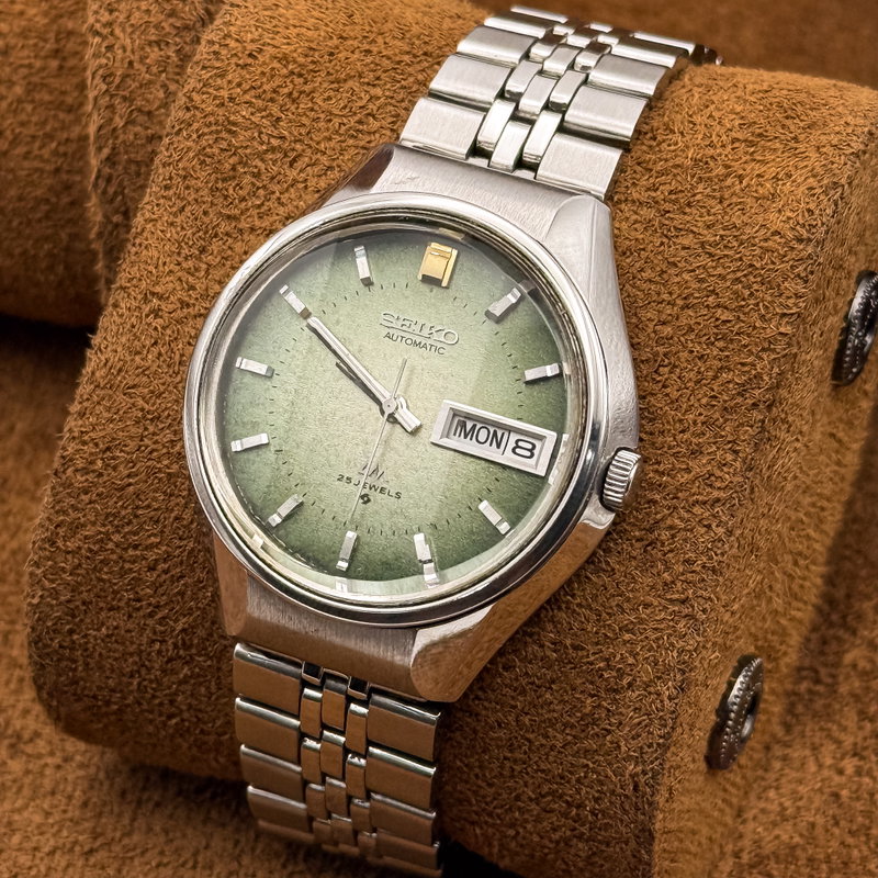 Seiko Seiko - Lord Matic "Gradient Textured Green Sunburst" 久響 (Kyūkyō) – Lasting Echo - No Reserve Price - 5606-7300 - Men - 1973 vintage watch - image 15