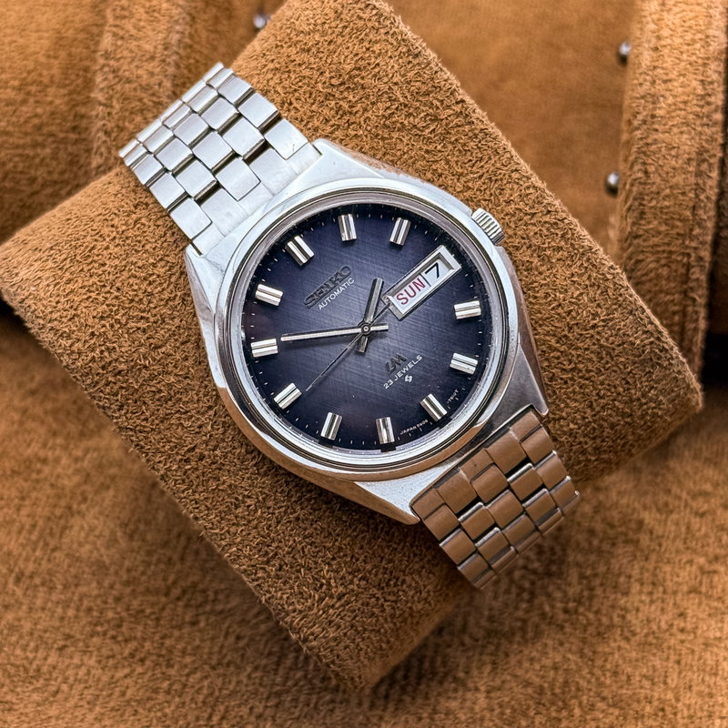 Seiko Seiko - LM "Gradient Blue Sunburst" 反光 (Hankō) – Reflected Light - No reserve price - 5606-7260 - Men - 1972 vintage watch - image 3