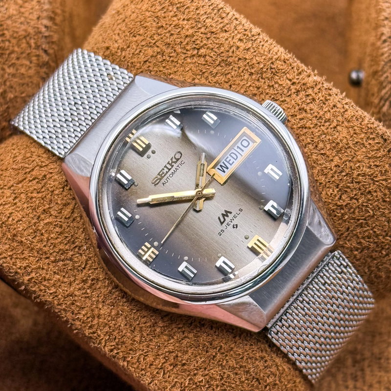 Seiko Seiko - Lord Matic "Gradient Grey Sunburst" 柔光 – Jūkō – Gentle Light - No reserve price - 5606-7290 - Men - 1973 vintage watch - image 6