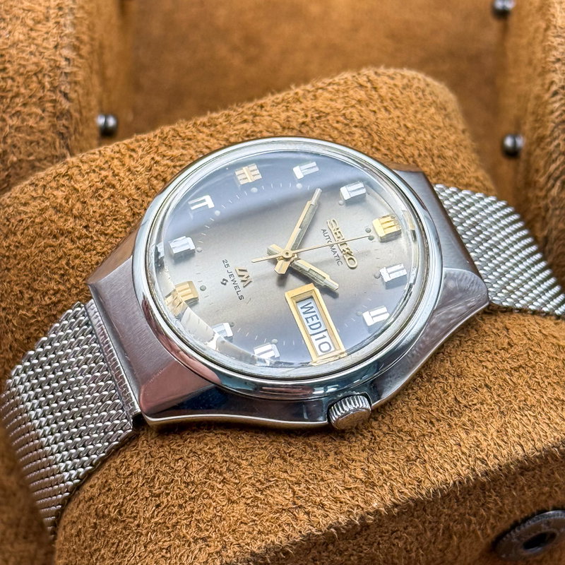 Seiko Seiko - Lord Matic "Gradient Grey Sunburst" 柔光 – Jūkō – Gentle Light - No reserve price - 5606-7290 - Men - 1973 vintage watch - image 10
