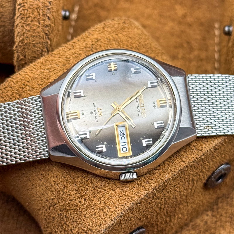 Seiko Seiko - Lord Matic "Gradient Grey Sunburst" 柔光 – Jūkō – Gentle Light - No reserve price - 5606-7290 - Men - 1973 vintage watch - image 22