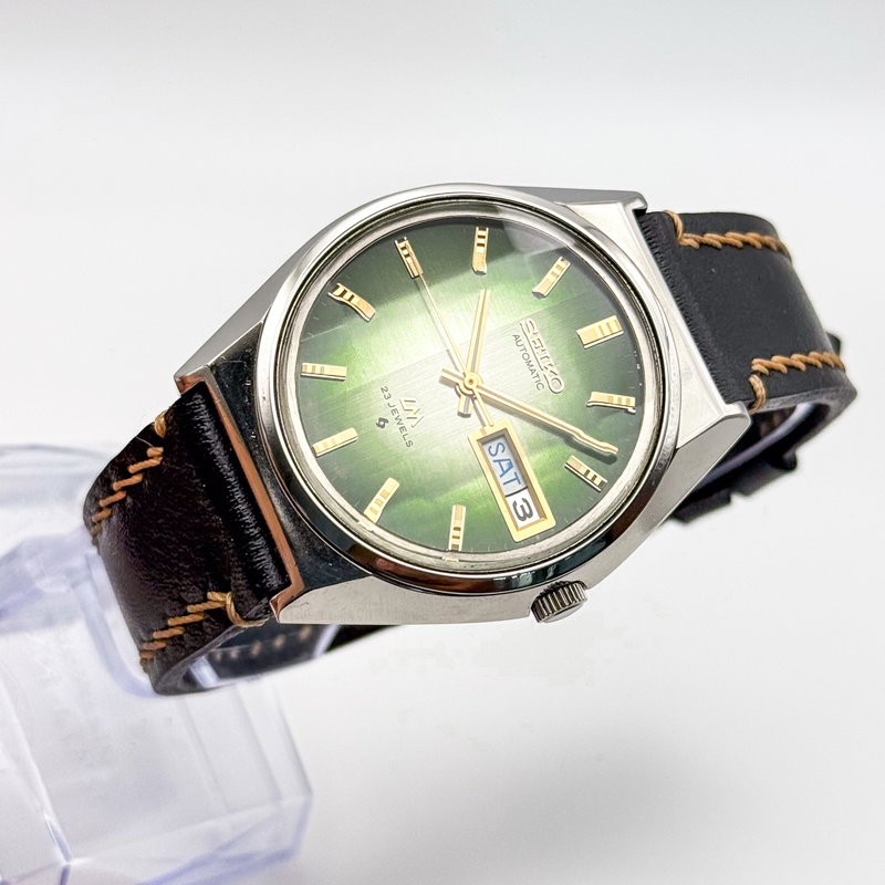 Seiko Seiko - Lord Matic "Gradient Green Sunburst" [Near-Mint] 煌環 (Kōkan) – Radiant Ring - No reserve price - 5606-7310 - Men - 1973 vintage watch - image 1