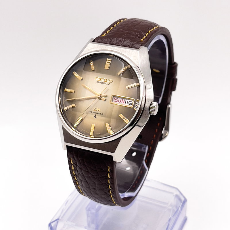 Seiko Seiko - Lord Matic "Gradient Golden Sunburst" [Near-Mint] 凛光 (Rinkō) – Dignified Light - No reserve price - 5606-7351 - Men - 1974 vintage watch - image 1