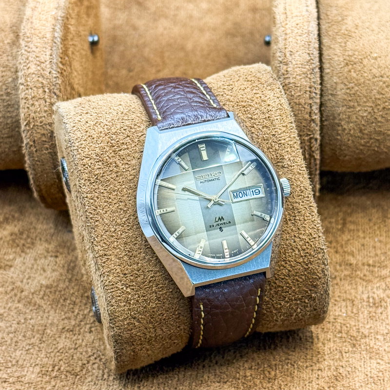 Seiko Seiko - Lord Matic "Gradient Golden Sunburst" [Near-Mint] 凛光 (Rinkō) – Dignified Light - No reserve price - 5606-7351 - Men - 1974 vintage watch - image 10