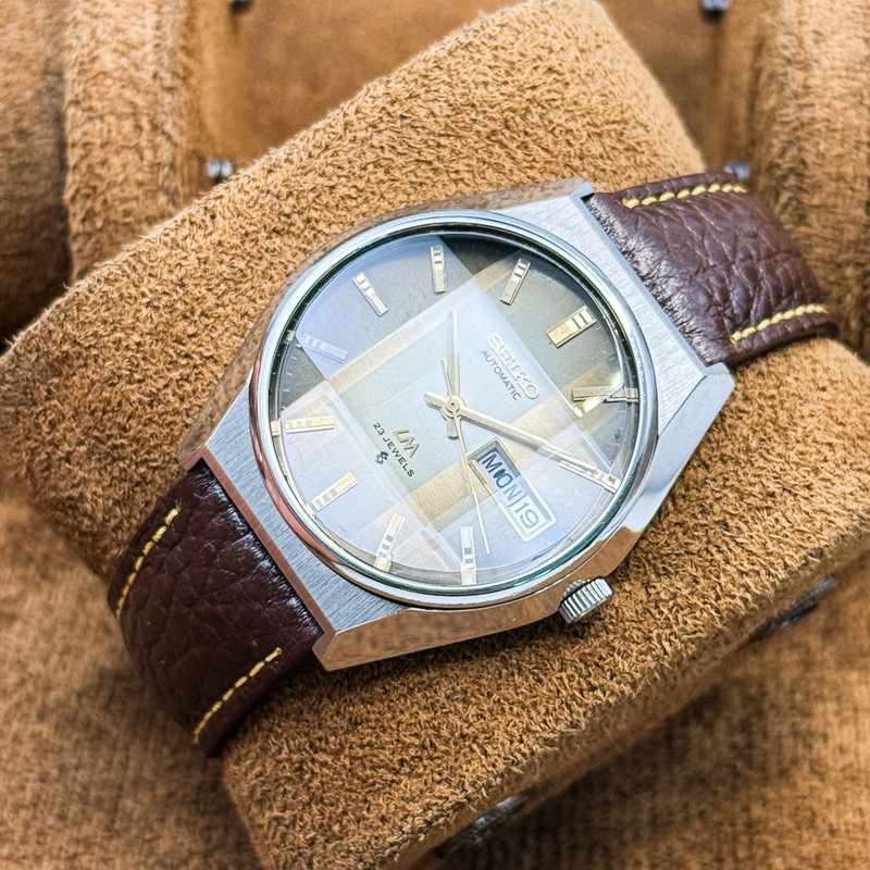 Seiko Seiko - Lord Matic "Gradient Golden Sunburst" [Near-Mint] 凛光 (Rinkō) – Dignified Light - No reserve price - 5606-7351 - Men - 1974 vintage watch - image 14