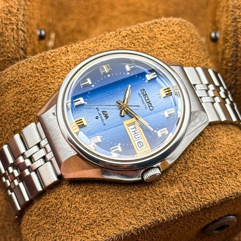 Seiko Seiko - Lord Matic "Gradient Blue Sunburst" 凛光 (Rinkō) – Dignified Light - No reserve price - 5606-7300 - Men - 1974 vintage watch - image 2