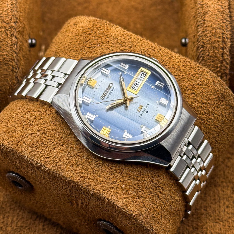Seiko Seiko - Lord Matic "Gradient Blue Sunburst" 霧月 (Kirizuki) – Mist Moon - No reserve price - 5606-7290 - Men - 1973 vintage watch - image 10