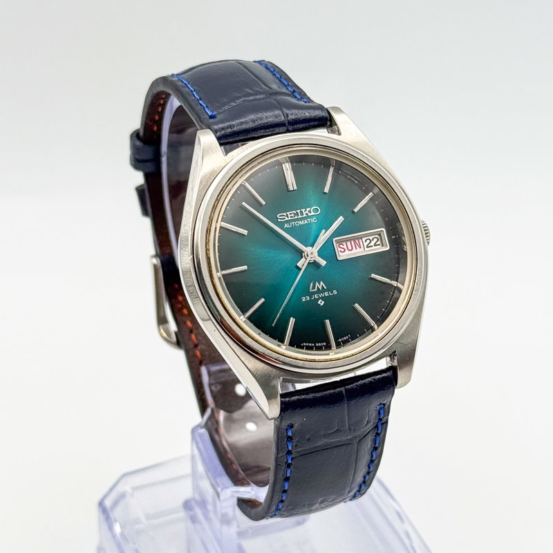Seiko Seiko - Lord Matic "Gradient Teal Sunburst" 光精 (Kōsei) – Light Essence - No reserve price - 5606-8051 - Men - 1975 vintage watch - image 1