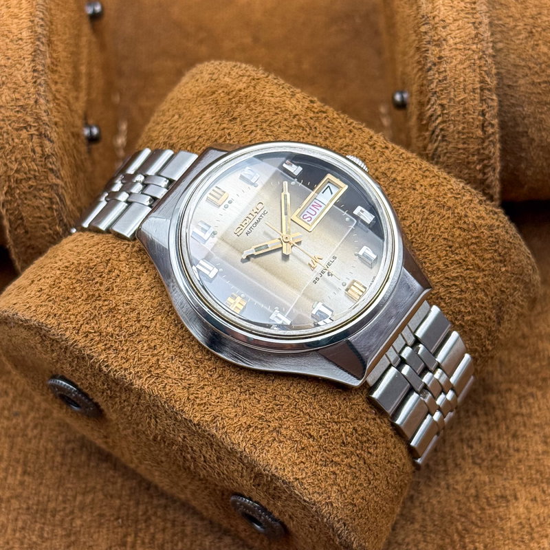 Seiko Seiko - Lord Matic "Gradient Grey Sunburst" 閑影 (Kanei) – Tranquil Shadow - No reserve price - 5606-7290 - Men - 1973 vintage watch - image 12