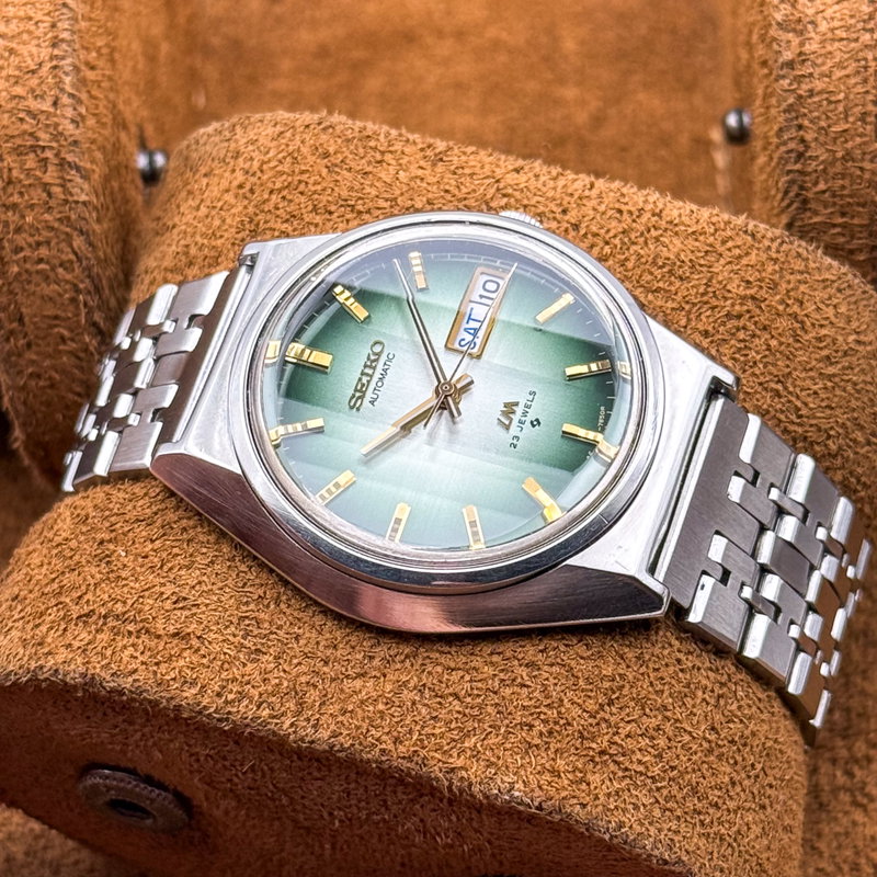 Seiko Seiko - LM "Gradient Green Sunburst" [Near-Mint] 寂波 (Jakuhā) – Silent Wave - 5606-7310 - Men - 1974 vintage watch - image 14
