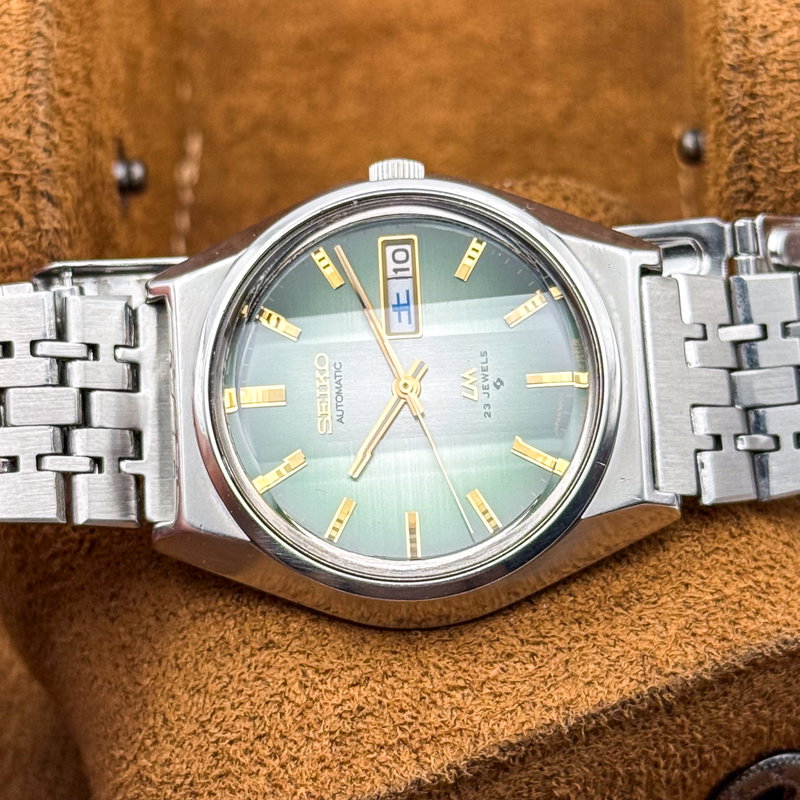 Seiko Seiko - LM "Gradient Green Sunburst" [Near-Mint] 寂波 (Jakuhā) – Silent Wave - 5606-7310 - Men - 1974 vintage watch - image 26