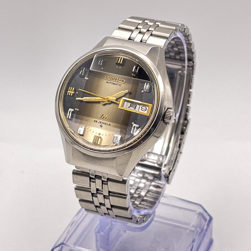 Seiko Seiko - Lord Matic "Gradient Grey Sunburst" 曇紋 (Donmon) – Hazy Pattern - No reserve price - 5606-7290 - Men - 1973 vintage watch - image 2