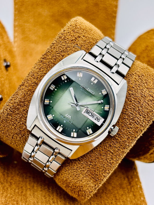 Seiko Seiko - Lord Matic "Gradient Green Sunburst" 翠王 (Suiō) – Emerald King - No reserve price - 5606-7231 - Men - 1973 vintage watch - image 3