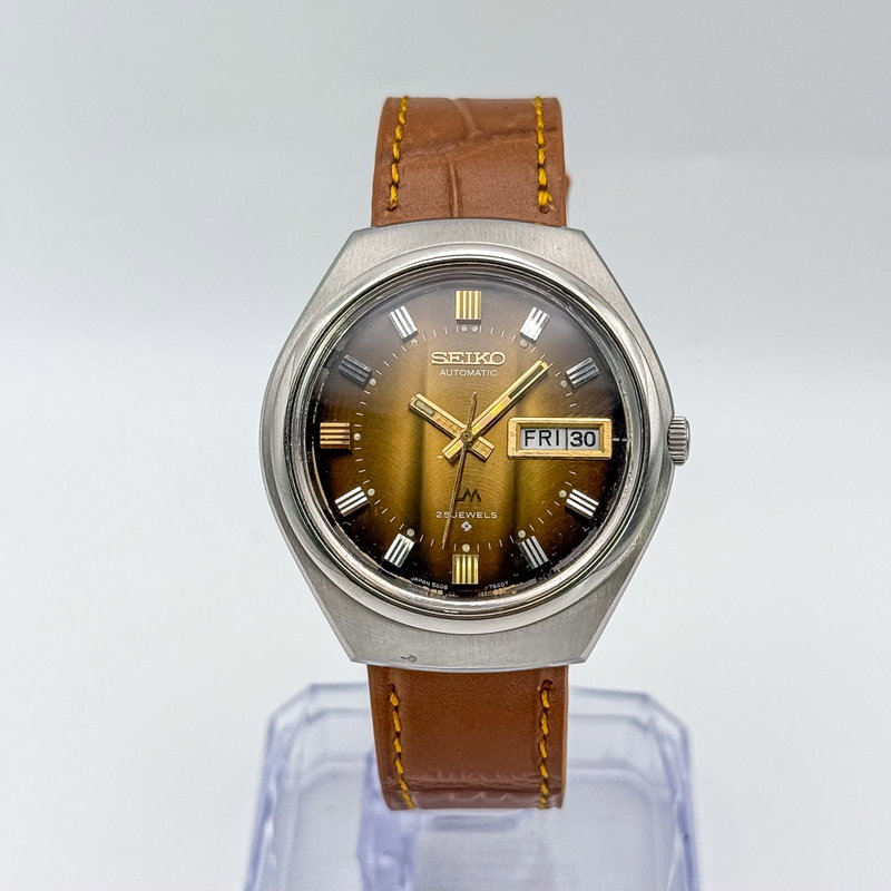 Seiko Seiko - LM "Gradient Golden Sunburst" 貴光 (Kikō) – Noble Light - No reserve price - 5606-7300 - Men - 1973 vintage watch - image 2