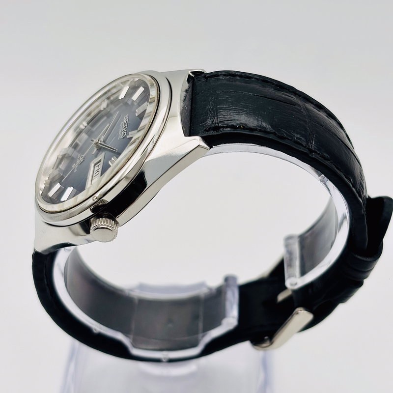 Seiko Seiko - Lord Matic "Gradient Blue Sunburst" 光幻 – Kōgen – Illusory Light - No reserve price - 5606-7190 - Men - 1973 vintage watch - image 24