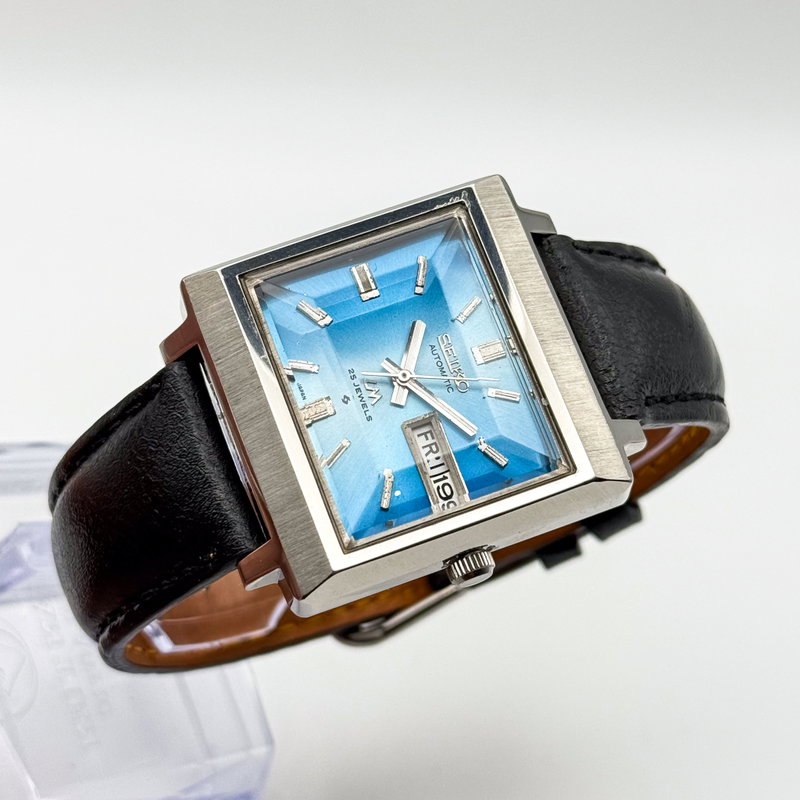 Seiko Seiko - Lord Matic "Vivid Gradient Sunburst Blue" 光輪 (Kōrin) – Halo of Light - No reserve price - 5606-5080 - Men - 1973 vintage watch - image 9