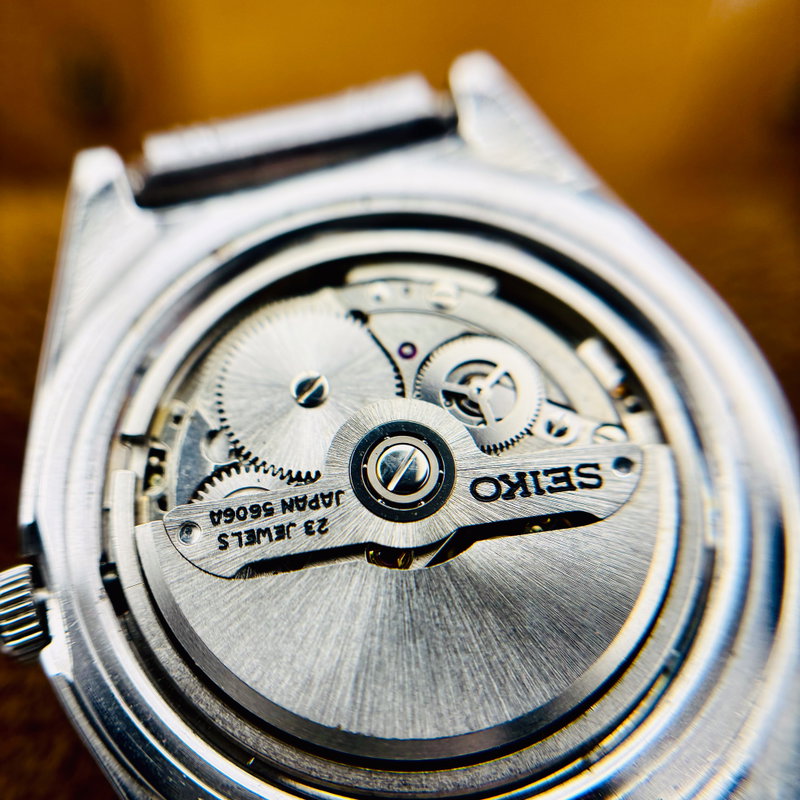 Seiko Seiko - LM "Gradient Blue Sunburst" [Near-Mint] 妙晶 – Myōshō – Mysterious Crystal - 5606-7310 - Men - 1973 vintage watch - image 12