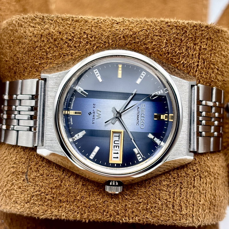 Seiko Seiko - LM "Gradient Blue Sunburst" [Near-Mint] 妙晶 – Myōshō – Mysterious Crystal - 5606-7310 - Men - 1973 vintage watch - image 20