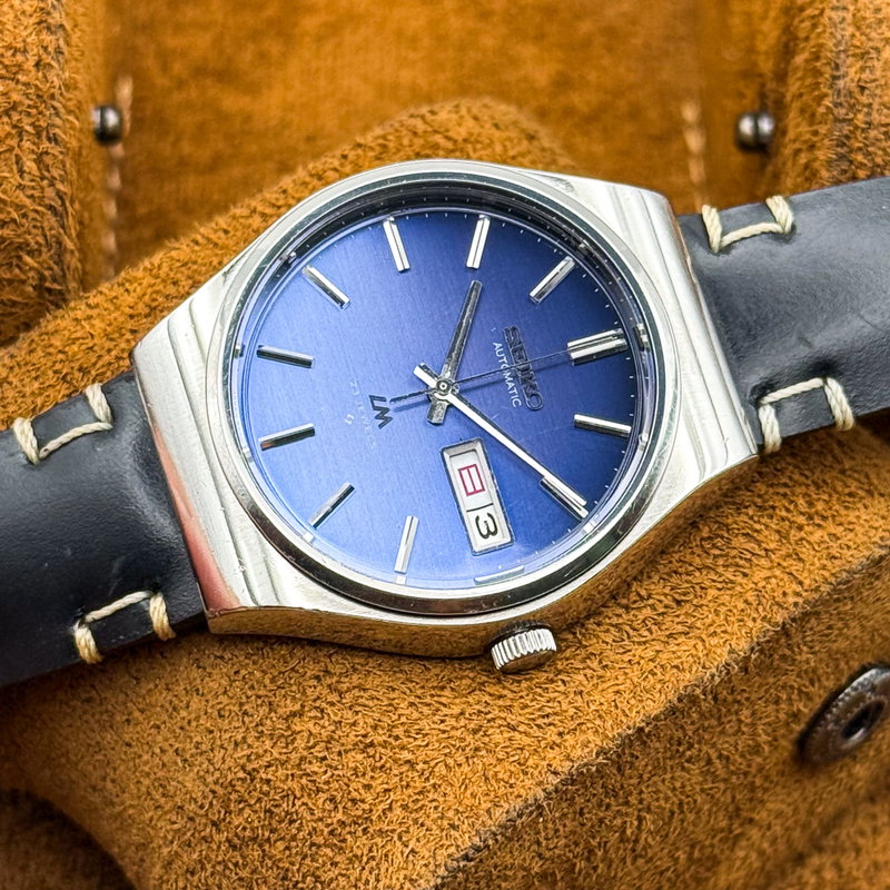 Seiko Seiko - Lord Matic "Vivid Blue Sunburst" 星詠 – Hoshiyomi – Star Chant - No reserve price - 5606-8090 - Men - 1975 vintage watch - image 18